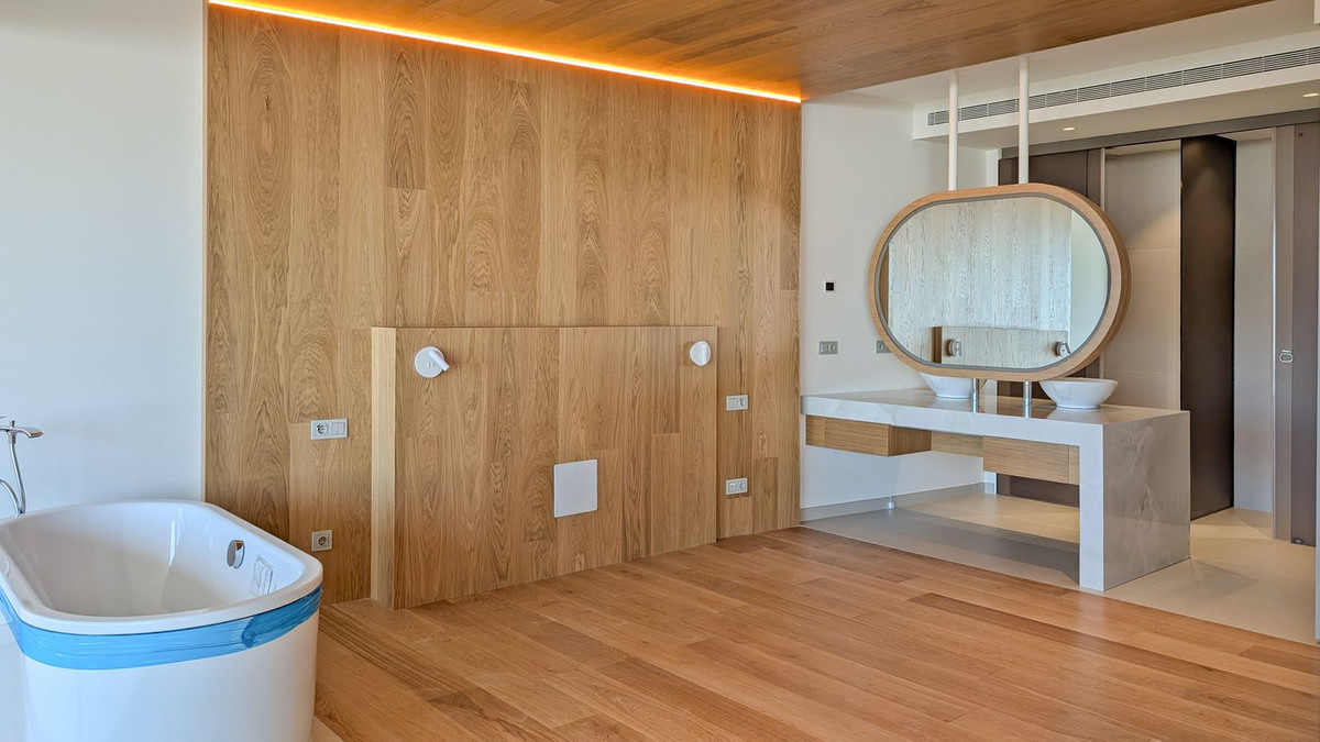 cee0eca02ff15e2d956fd4825e945a93 - 16