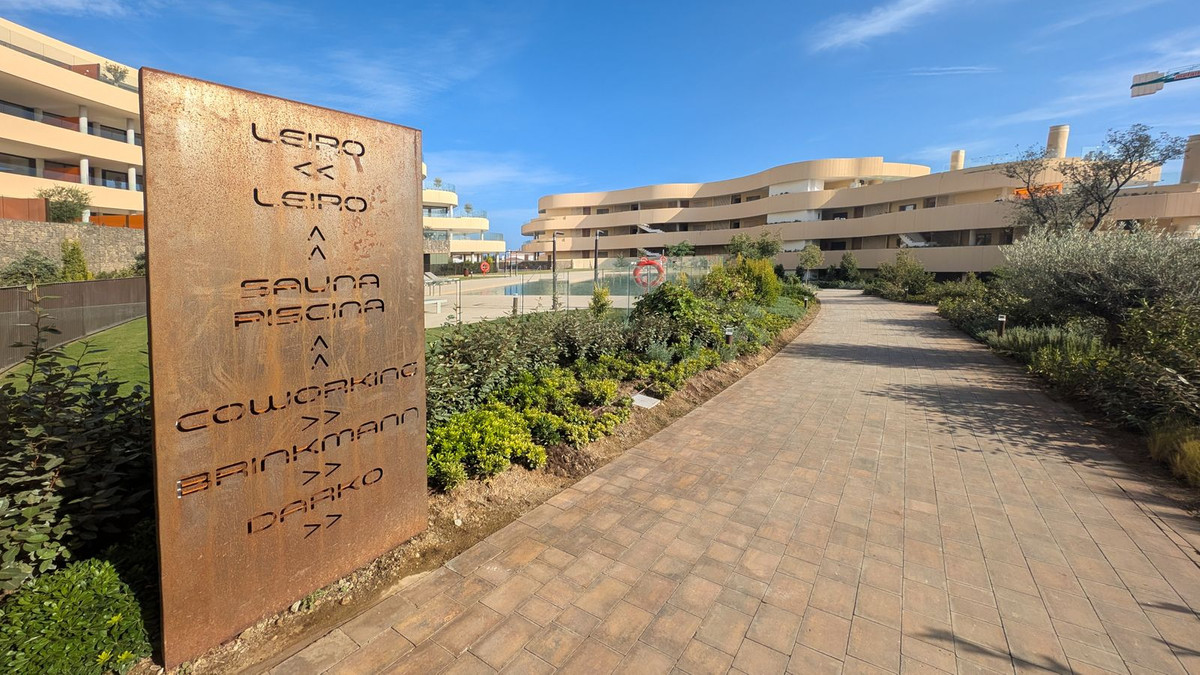 cee0eca02ff15e2d956fd4825e945a93 - 2