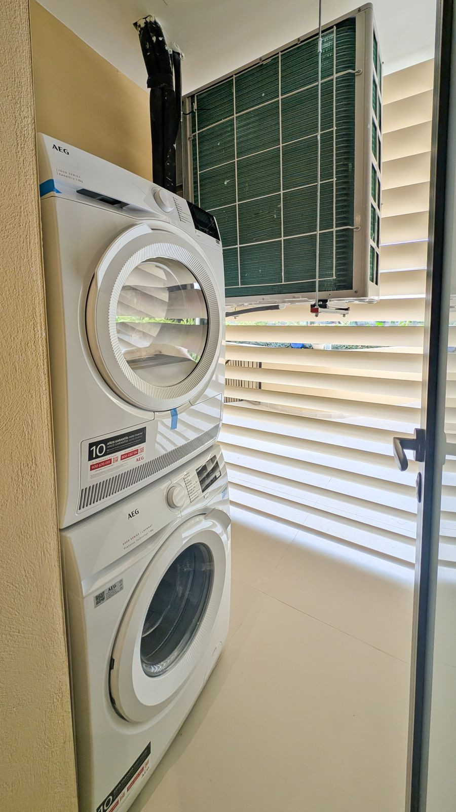 cee0eca02ff15e2d956fd4825e945a93 - 26