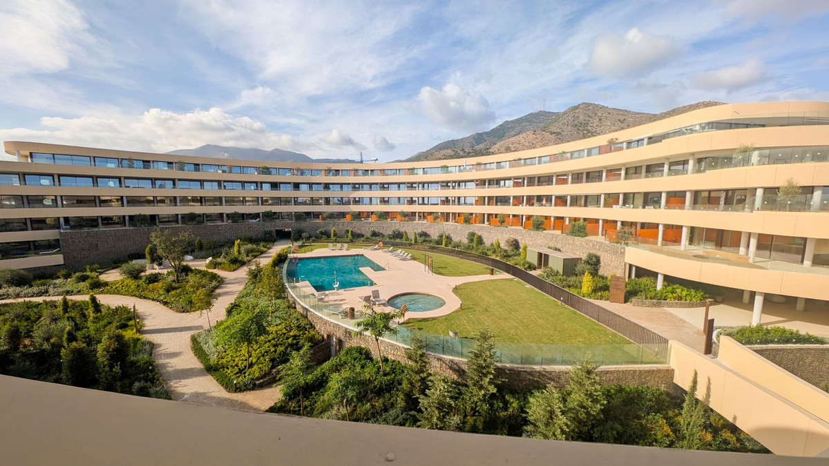 cee0eca02ff15e2d956fd4825e945a93 - 29