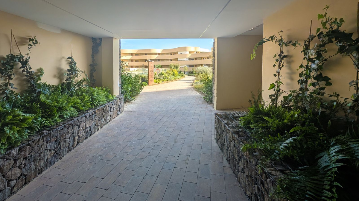 cee0eca02ff15e2d956fd4825e945a93 - 3