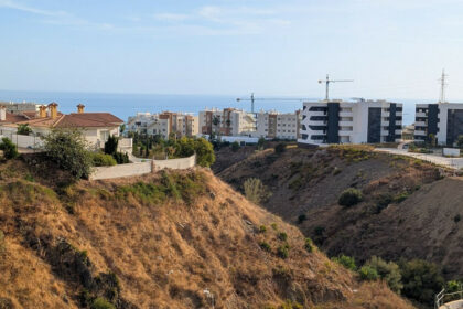 cee0eca02ff15e2d956fd4825e945a93 - 30