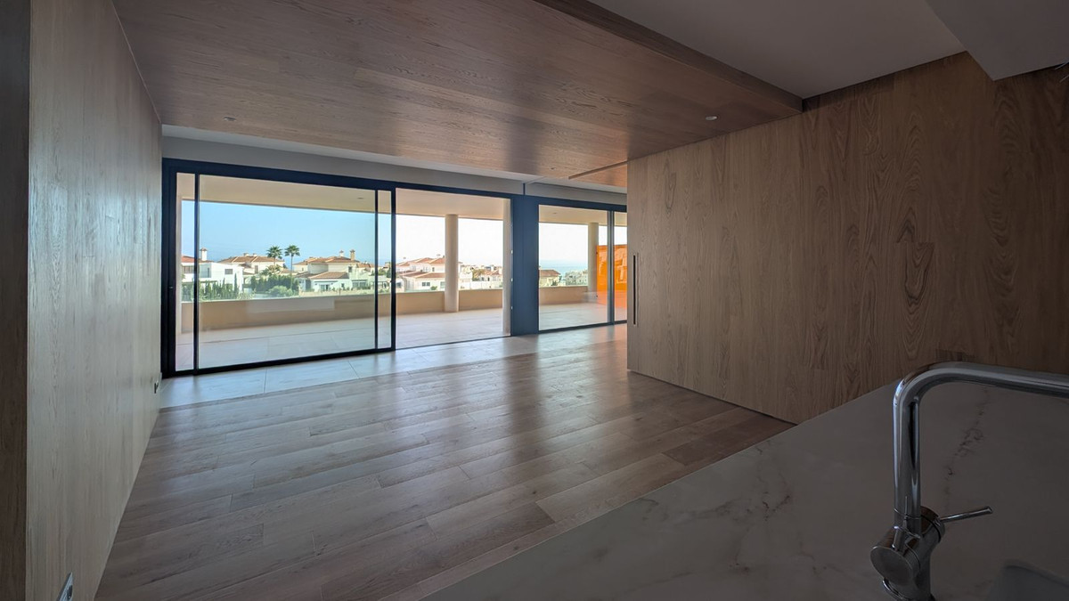 cee0eca02ff15e2d956fd4825e945a93 - 8