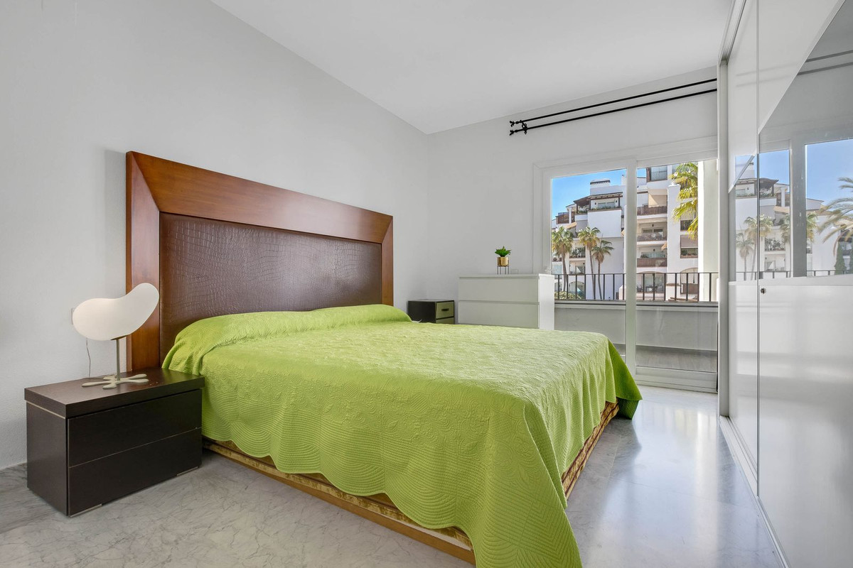 cee1fe78d7b6c18c18f3b2766e79d636 - 10