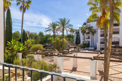 cee1fe78d7b6c18c18f3b2766e79d636 - 27