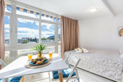 cf73d449b4e1a599c5676e96cbd020fd - 1