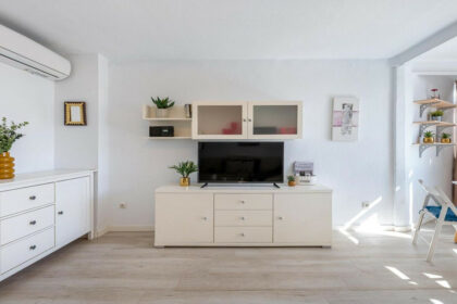 cf73d449b4e1a599c5676e96cbd020fd - 12