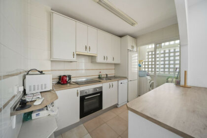 d0a6f3b667838d37a3e4b901fafd57ac - 11