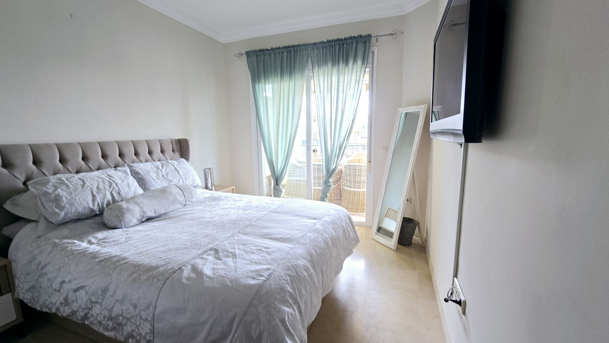 d139992b4b76ae2b8c7414ac8ccbb8c8 - 10