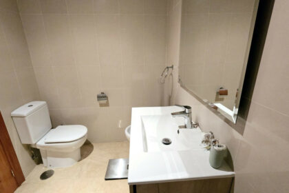 d139992b4b76ae2b8c7414ac8ccbb8c8 - 13