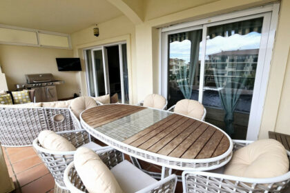 d139992b4b76ae2b8c7414ac8ccbb8c8 - 17