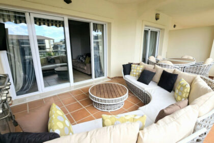 d139992b4b76ae2b8c7414ac8ccbb8c8 - 18