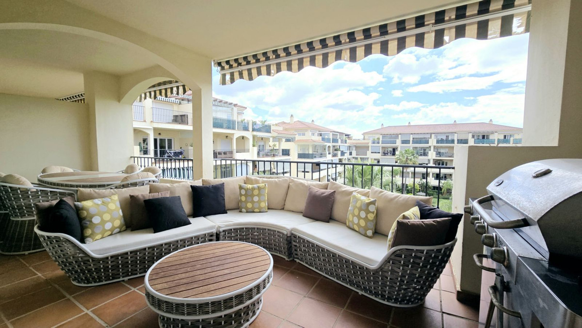 d139992b4b76ae2b8c7414ac8ccbb8c8 - 3