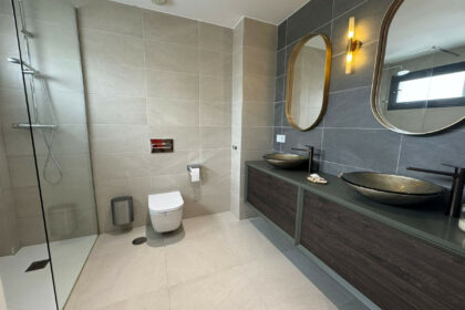 d153f5e6b81486c8e9090b4c6ca3d3a7 - 10