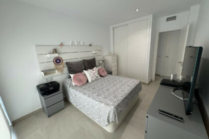 d153f5e6b81486c8e9090b4c6ca3d3a7 - 15