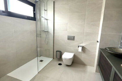 d153f5e6b81486c8e9090b4c6ca3d3a7 - 7