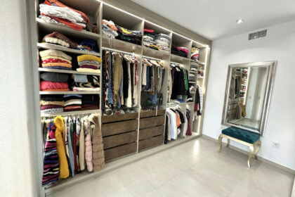 d153f5e6b81486c8e9090b4c6ca3d3a7 - 8