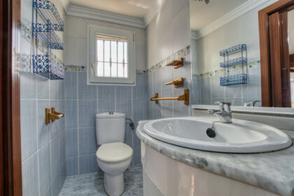 d1c1d7df3160e685d830c1de6e936533 - 12