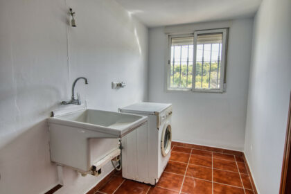 d1c1d7df3160e685d830c1de6e936533 - 18