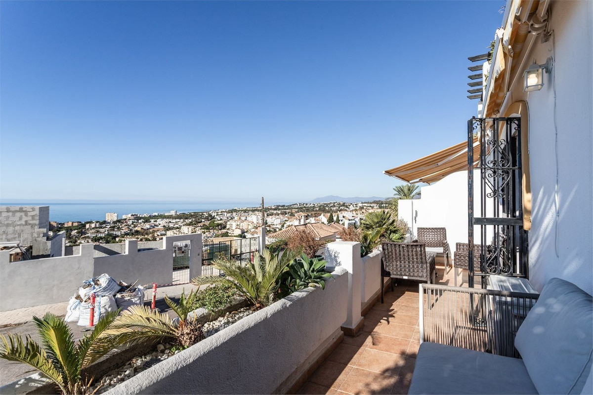 d1deb7ad759bf11bef89ed450b71f647 - 14