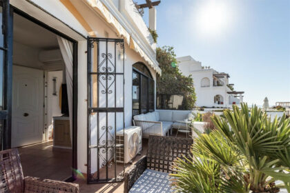 d1deb7ad759bf11bef89ed450b71f647 - 20