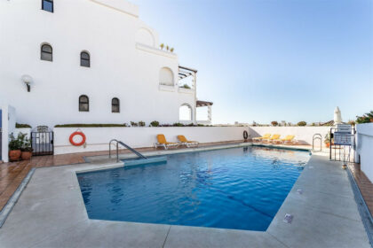 d1deb7ad759bf11bef89ed450b71f647 - 22