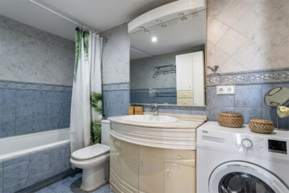 d1deb7ad759bf11bef89ed450b71f647 - 8