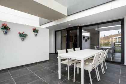 d2160e2d231f2141bf03bfc30dfc603c - 19