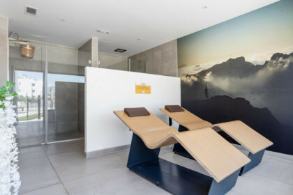 d2160e2d231f2141bf03bfc30dfc603c - 27