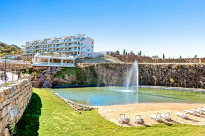 d2160e2d231f2141bf03bfc30dfc603c - 33