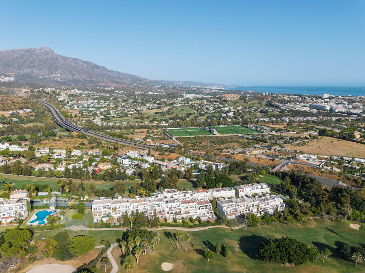 d23d9f6967cb2a5612636b0a3aef3d38 - 26