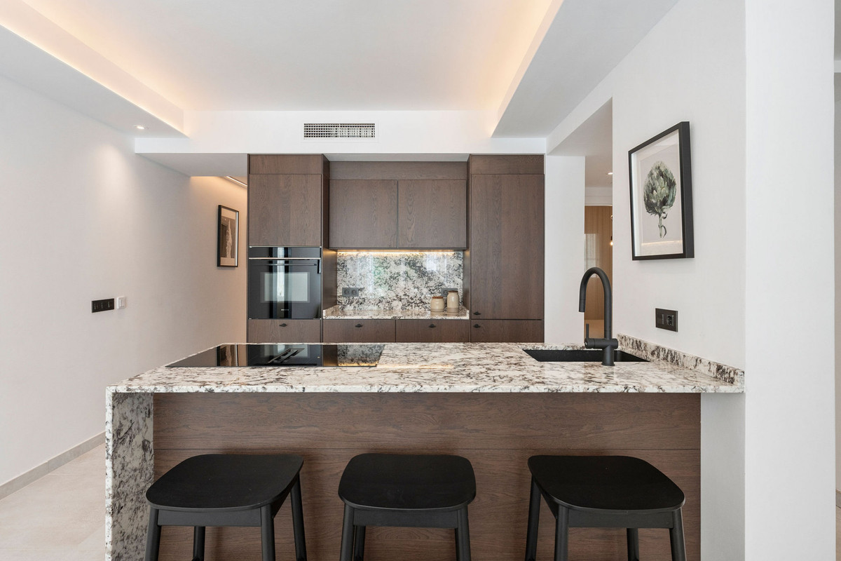 d23d9f6967cb2a5612636b0a3aef3d38 - 7