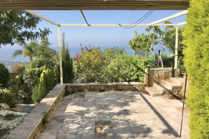 d2b2fe4e7d1060ccd406a0dcce4d4a56 - 30