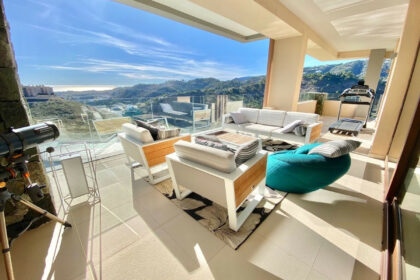 d3045f07a12504be46f88d1e02f1c46d - 9