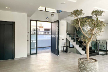 d31c3667a61dd32d4d3bb7002940a8b2 - 17