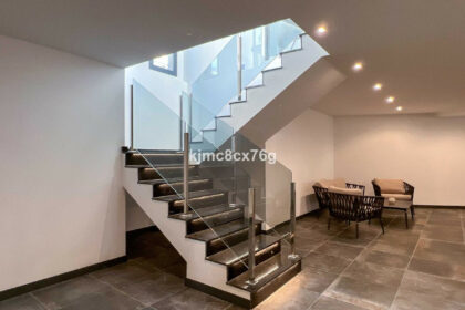 d31c3667a61dd32d4d3bb7002940a8b2 - 19