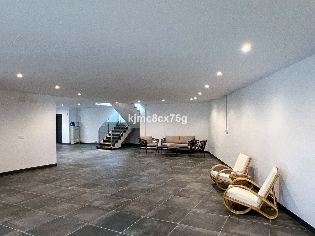 d31c3667a61dd32d4d3bb7002940a8b2 - 25