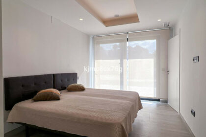 d31c3667a61dd32d4d3bb7002940a8b2 - 28