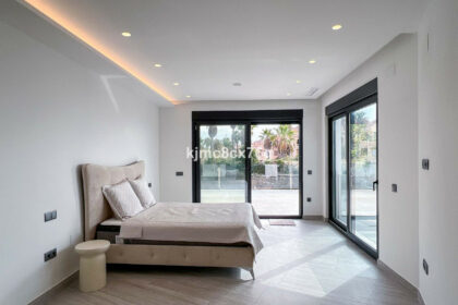 d31c3667a61dd32d4d3bb7002940a8b2 - 38