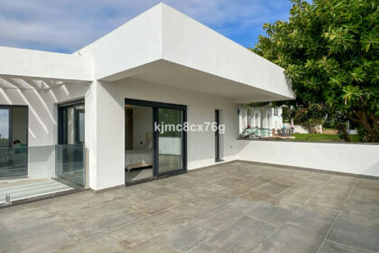 d31c3667a61dd32d4d3bb7002940a8b2 - 41