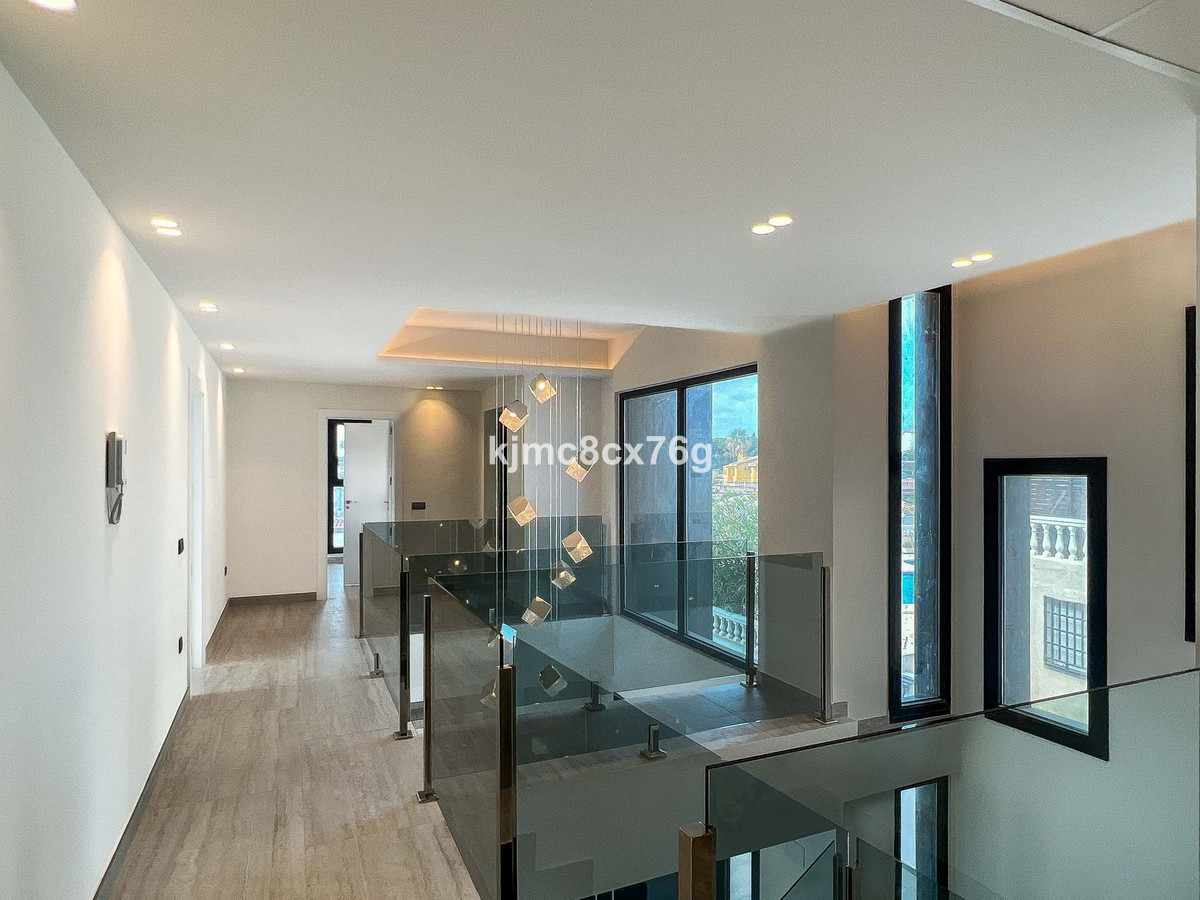 d31c3667a61dd32d4d3bb7002940a8b2 - 45