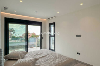 d31c3667a61dd32d4d3bb7002940a8b2 - 47