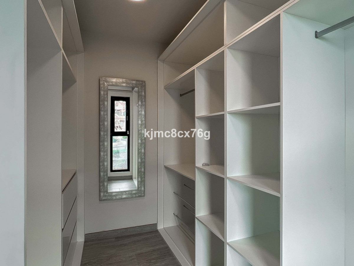 d31c3667a61dd32d4d3bb7002940a8b2 - 49