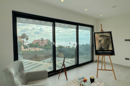 d31c3667a61dd32d4d3bb7002940a8b2 - 53