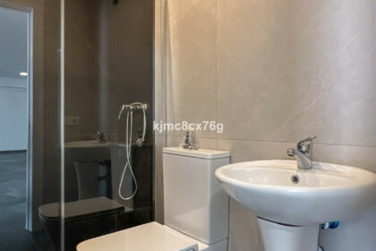 d31c3667a61dd32d4d3bb7002940a8b2 - 55