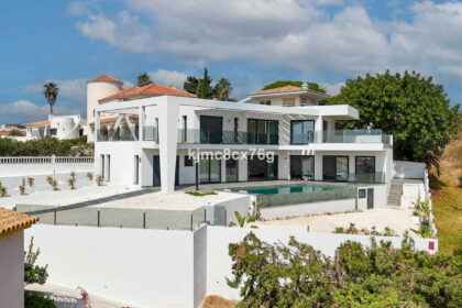 d31c3667a61dd32d4d3bb7002940a8b2 - 57