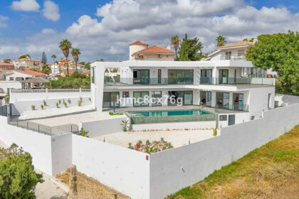 d31c3667a61dd32d4d3bb7002940a8b2 - 61