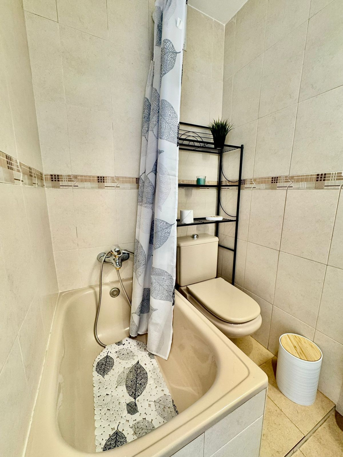 d38e542accd74e9150dbb8a168aed87a - 10