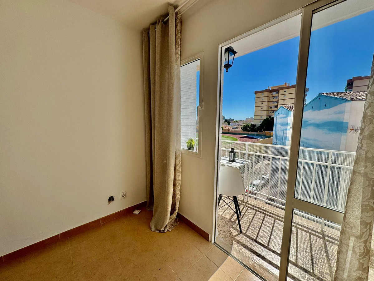 d38e542accd74e9150dbb8a168aed87a - 11