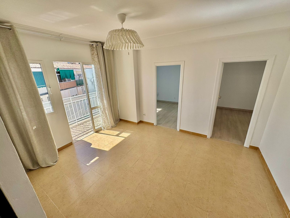 d38e542accd74e9150dbb8a168aed87a - 17